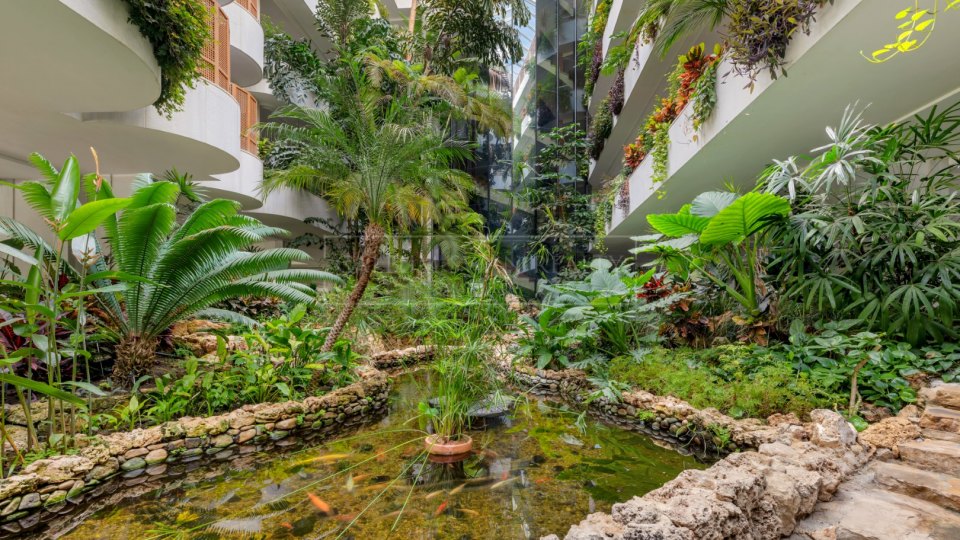 Marbella Golden Mile, Appartement de luxe de deux chambres en bord de mer sur le Golden Mile de Marbella