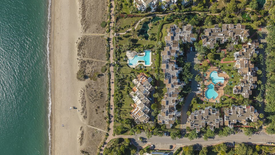 Estepona, Appartement en bord de mer à vendre à Costalita, Estepona