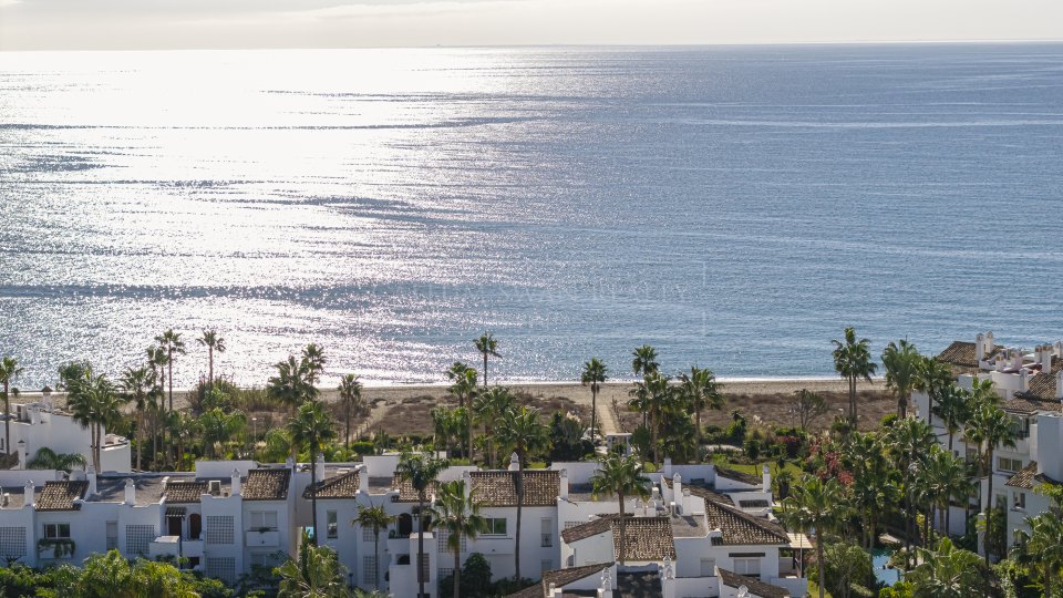 Estepona, Appartement en bord de mer à vendre à Costalita, Estepona