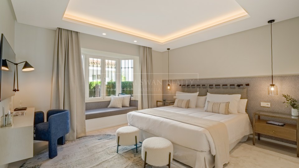 Marbella Golden Mile, Appartement rénové de quatre chambres à Monte Paraiso, Marbella Golden Mile