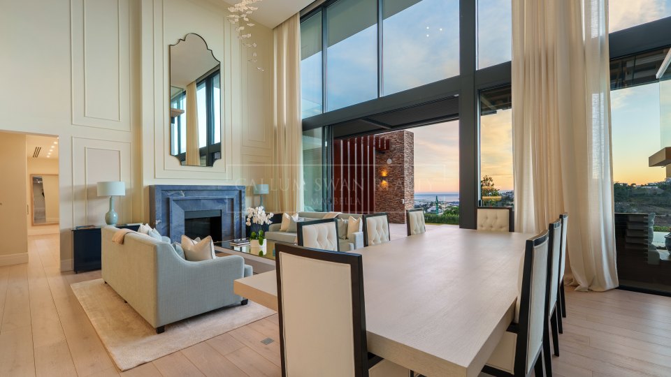 Benahavis, Villa de lujo en venta en El Madroñal, Benahavís con vistas panorámicas al mar y a la montaña