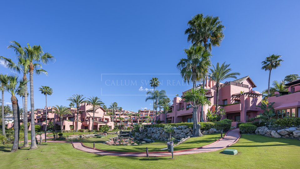 Estepona, Refurbished Luxury Beachfront Apartment for Sale in Cabo Bermejo, Estepona