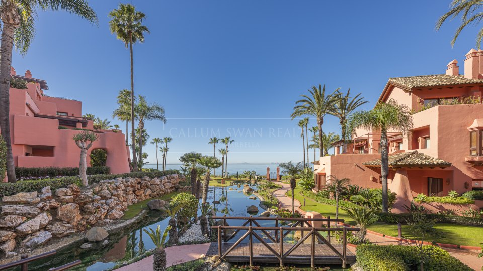 Estepona, Refurbished Luxury Beachfront Apartment for Sale in Cabo Bermejo, Estepona