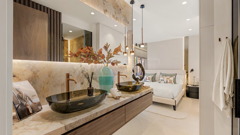 Estepona, Refurbished Luxury Beachfront Apartment for Sale in Cabo Bermejo, Estepona