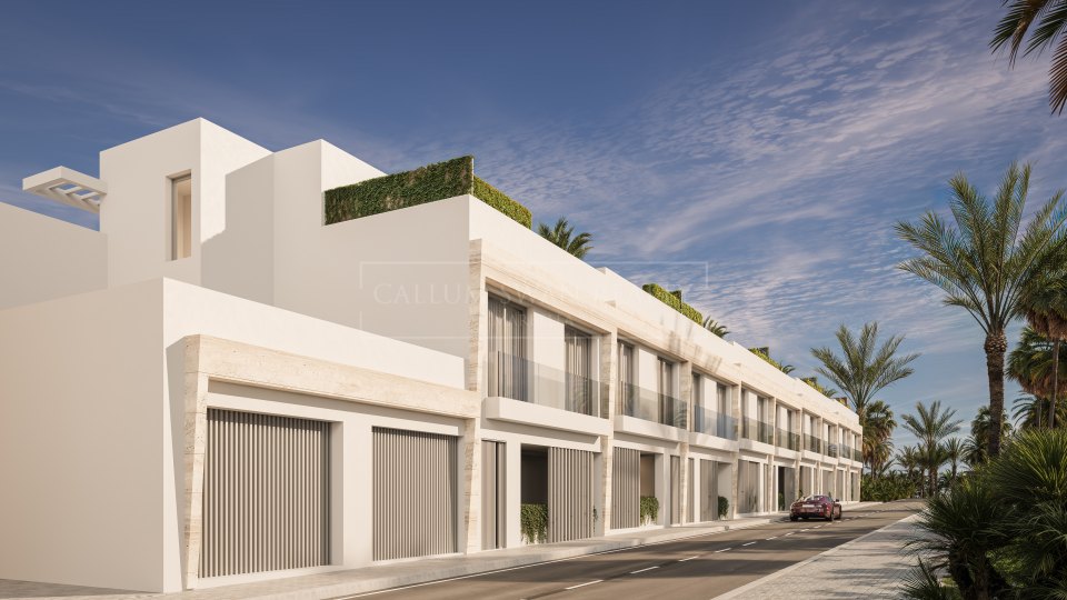 San Pedro de Alcantara, Maison de ville contemporaine de quatre chambres à vendre à San Pedro de Alcántara, proche de la plage et des commodités