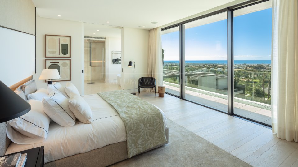 Benahavis, Contemporary Seven-Bedroom Villa in La Quinta, Benahavís with Sea and Mountain Views