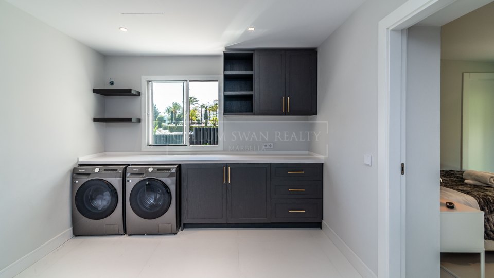 Nueva Andalucia, Villa sofisticada con vistas al mar, a poca distancia de Puerto Banús