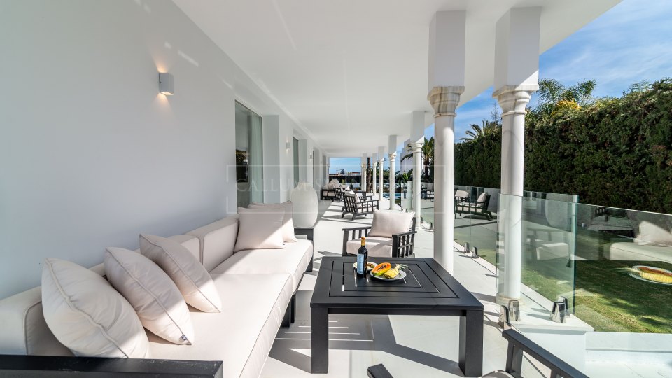 Nueva Andalucia, Villa sofisticada con vistas al mar, a poca distancia de Puerto Banús