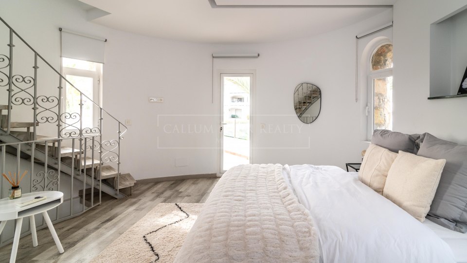 Nueva Andalucia, Villa sofisticada con vistas al mar, a poca distancia de Puerto Banús