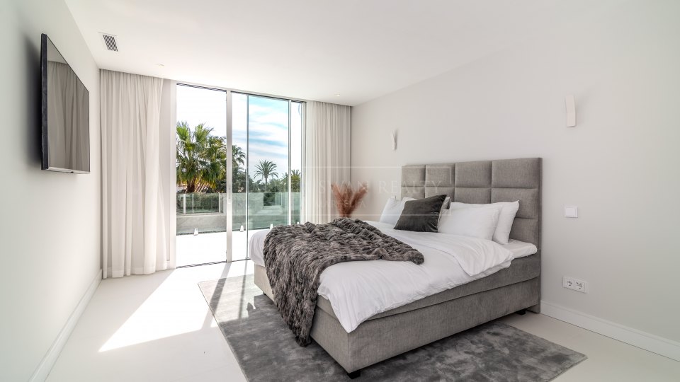 Nueva Andalucia, Villa sofisticada con vistas al mar, a poca distancia de Puerto Banús