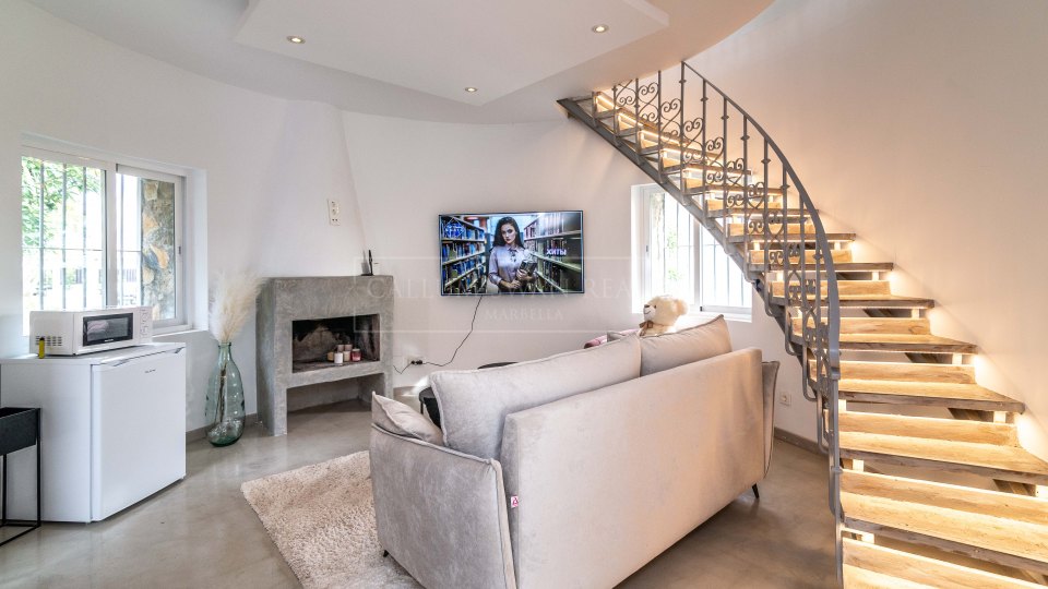 Nueva Andalucia, Villa sofisticada con vistas al mar, a poca distancia de Puerto Banús