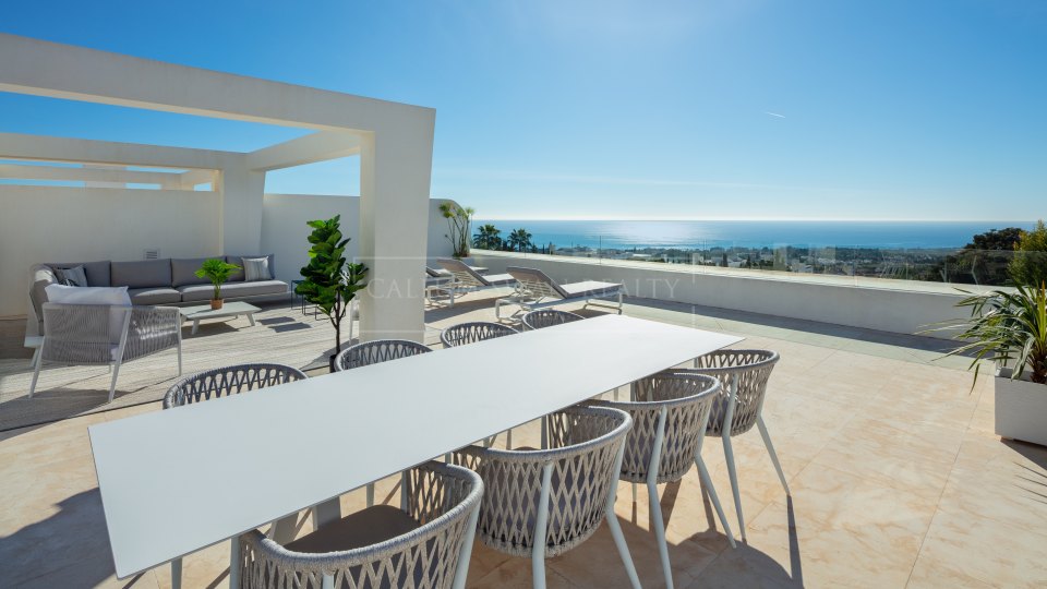Marbella Golden Mile, Golden Mile: penthouse with panoramic sea and mountain views