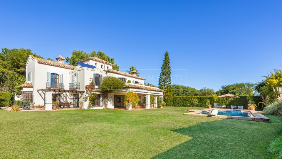 Marbella Golden Mile, A charming family home on Marbellas Golden Mile