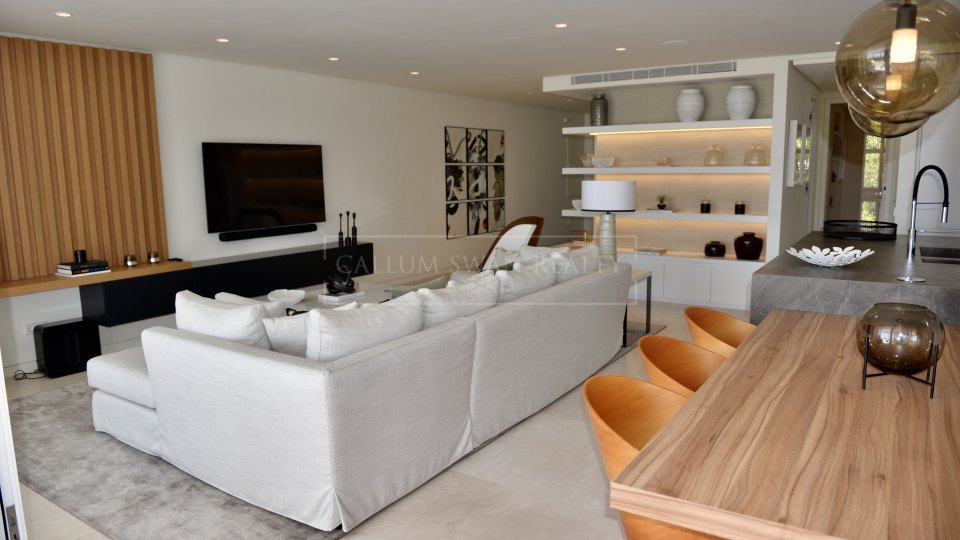 Marbella Golden Mile, Elegante ático dúplex de lujo en Marina Puente Romano