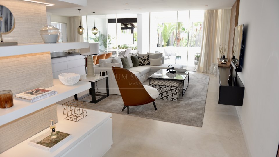 Marbella Golden Mile, Elegante ático dúplex de lujo en Marina Puente Romano