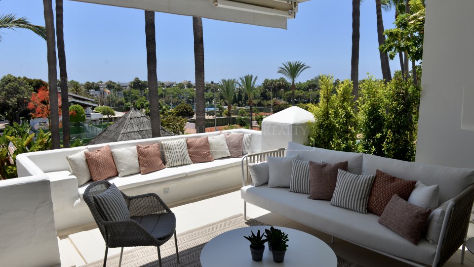 Marbella Golden Mile, Elegante ático dúplex de lujo en Marina Puente Romano