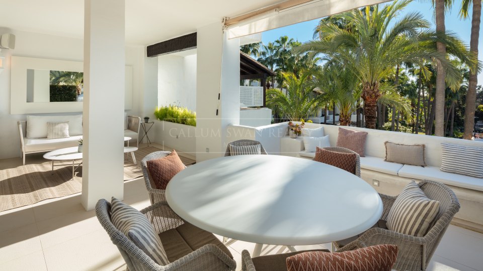 Marbella Golden Mile, Elegante ático dúplex de lujo en Marina Puente Romano