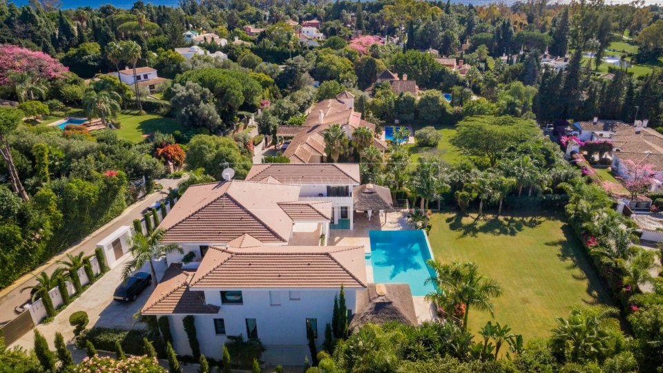 San Pedro de Alcantara, Luxury villa close to the beach in Guadalmina Baja