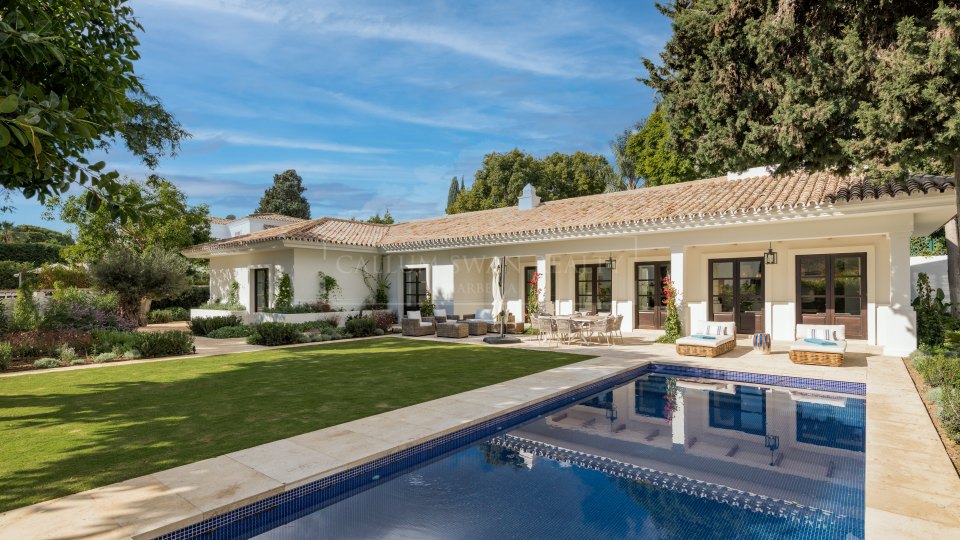 Marbella Golden Mile, Beautiful family villa, with the charming style of Marbella Club