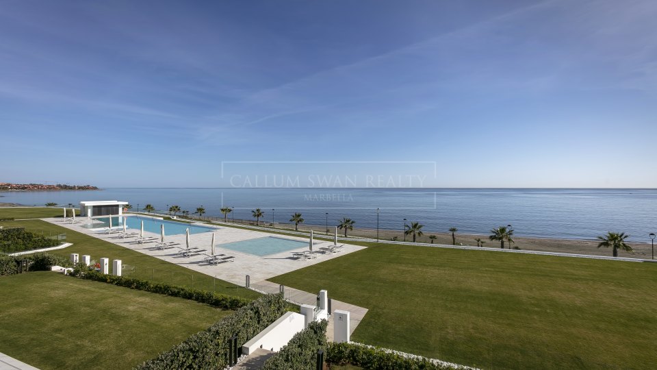 Estepona, Unrivalled luxury apartment with breathtaking sea views on the New Golden Mile.