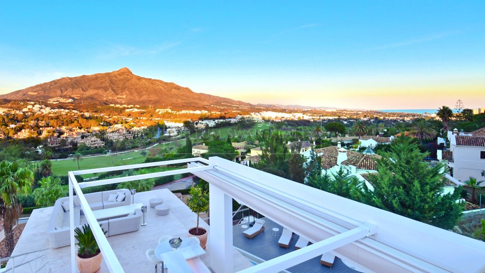 Nueva Andalucia, Villa moderne au style avant-gardiste à Nueva Andalucía proche de Puerto Banús