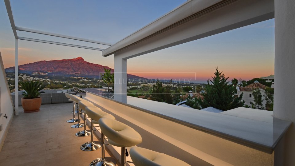 Nueva Andalucia, Villa moderne au style avant-gardiste à Nueva Andalucía proche de Puerto Banús