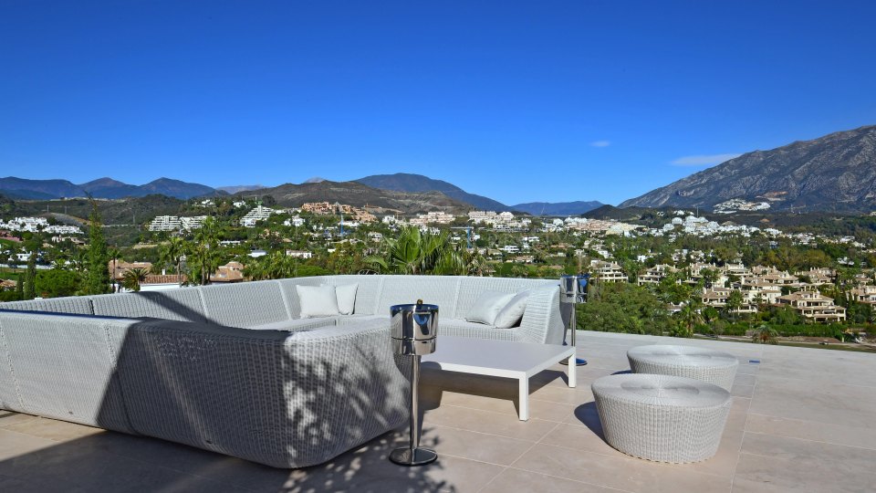 Nueva Andalucia, Villa moderne au style avant-gardiste à Nueva Andalucía proche de Puerto Banús