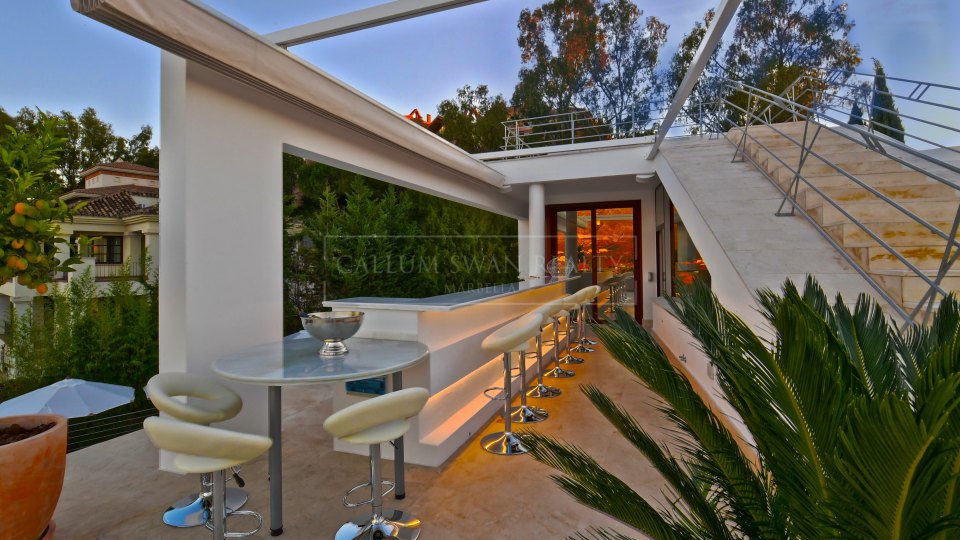 Nueva Andalucia, Villa moderne au style avant-gardiste à Nueva Andalucía proche de Puerto Banús