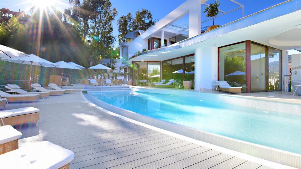 Nueva Andalucia, Villa moderne au style avant-gardiste à Nueva Andalucía proche de Puerto Banús