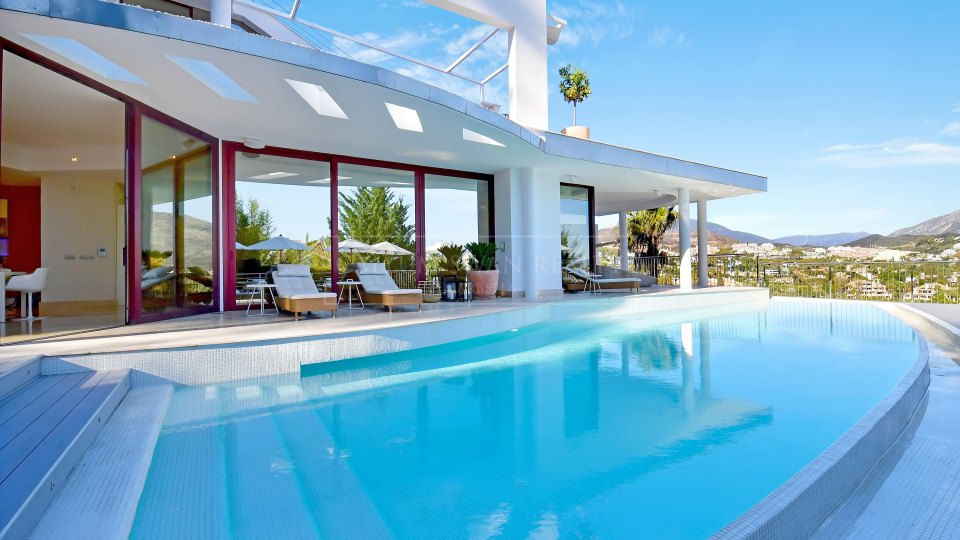 Nueva Andalucia, Villa moderne au style avant-gardiste à Nueva Andalucía proche de Puerto Banús