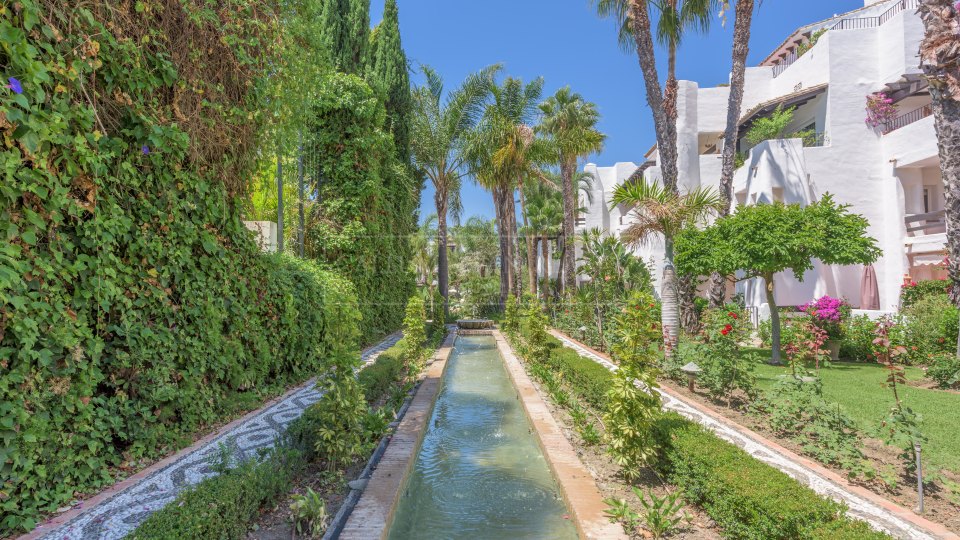 Marbella Golden Mile, Spacious duplex-penthouse in Marina Puente Romano