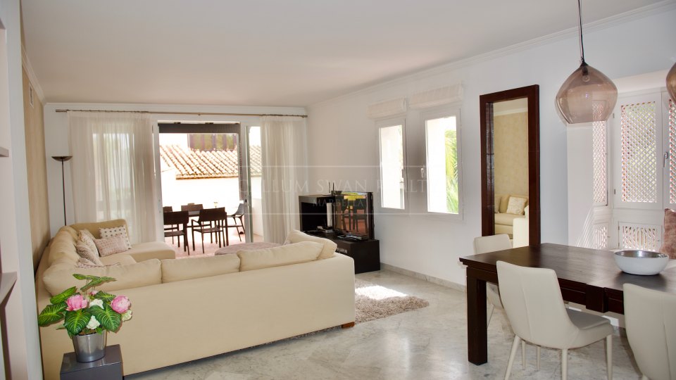 Marbella Golden Mile, Spacious duplex-penthouse in Marina Puente Romano