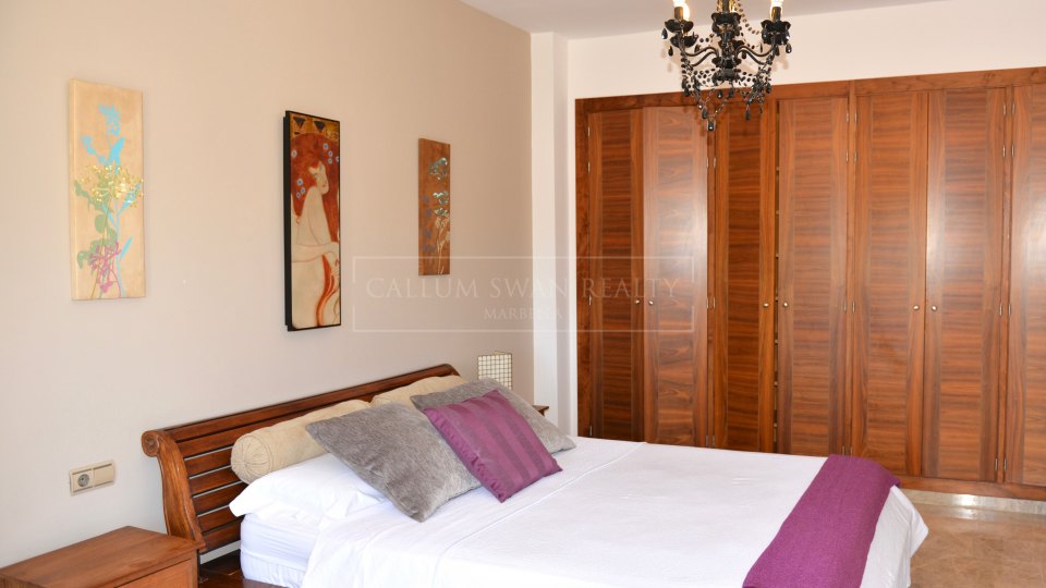 Marbella Golden Mile, Gran Villa de lujo, cerca de la playa en la Milla de Oro, Marbella