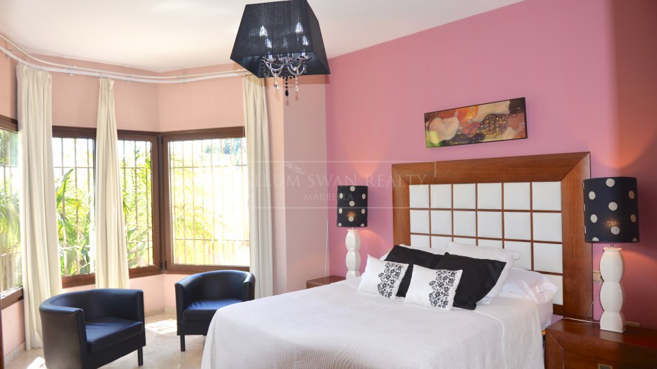 Marbella Golden Mile, Gran Villa de lujo, cerca de la playa en la Milla de Oro, Marbella