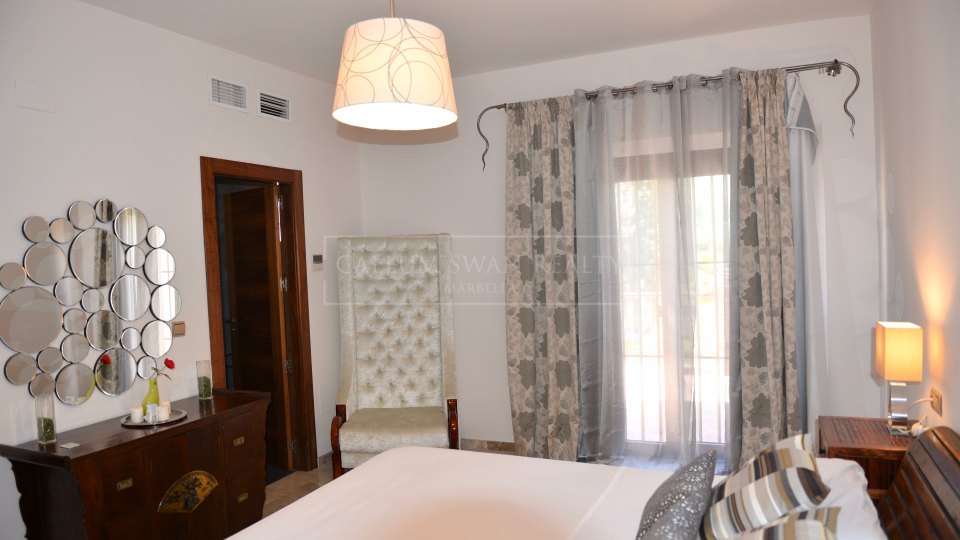 Marbella Golden Mile, Gran Villa de lujo, cerca de la playa en la Milla de Oro, Marbella