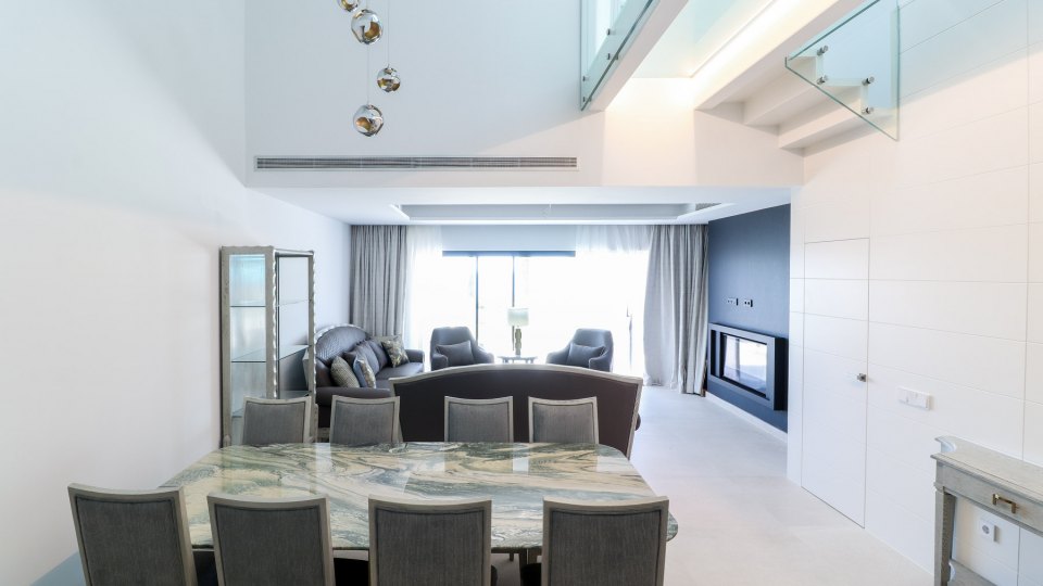 Marvellous frontline beach 3 beds home in Estepona, South orientation and fantastic sea views