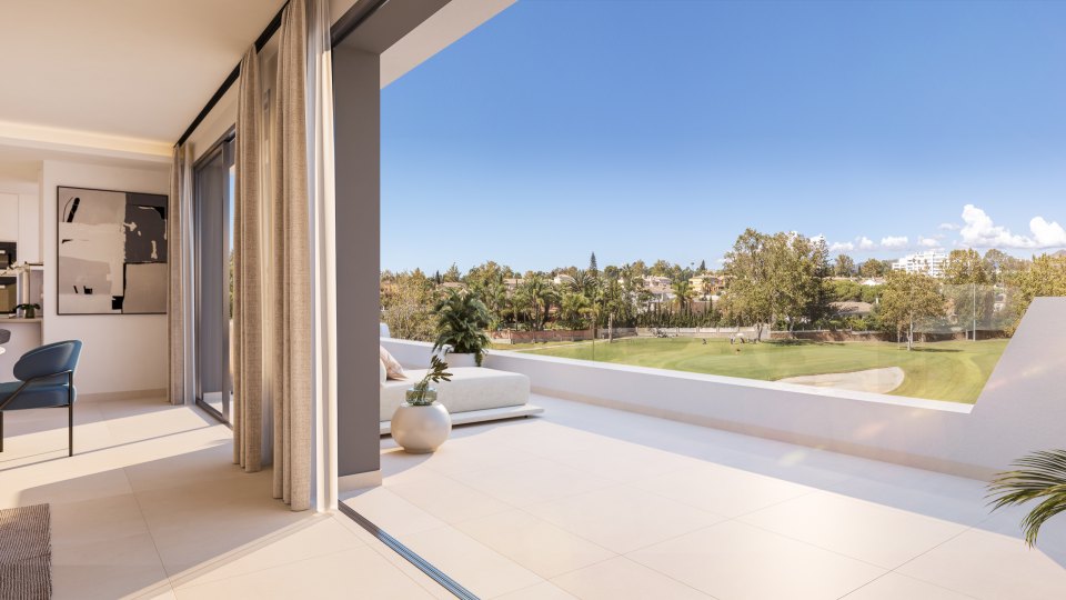 UNDER CONSTRUCTION. Beautiful front line golf penthouse in Guadalmina, Marbella.