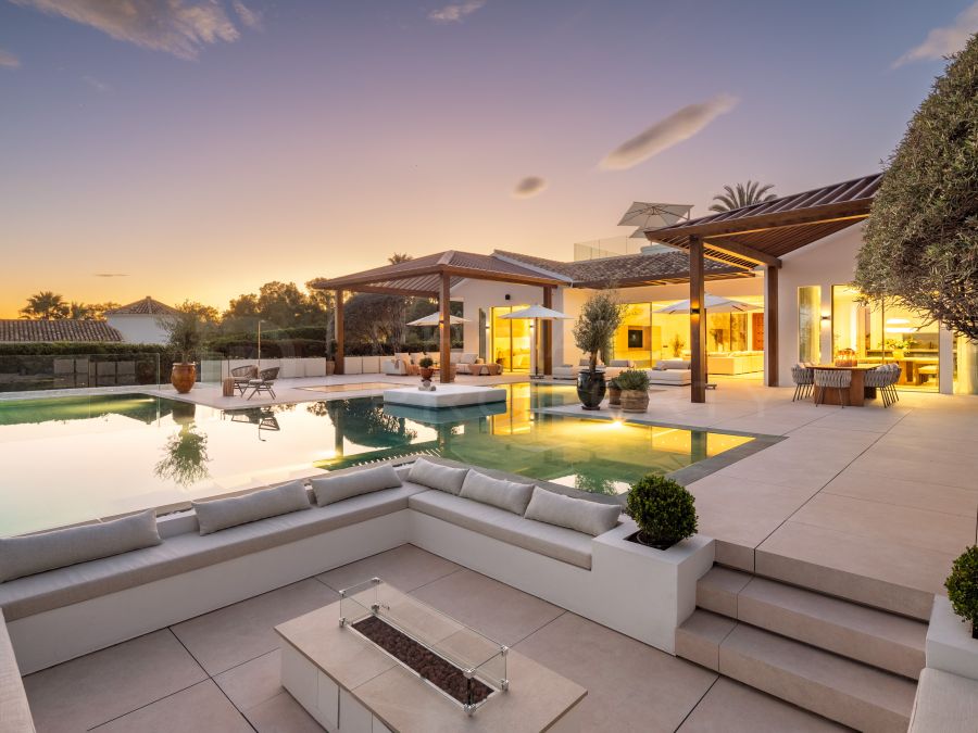 Exceptional frontline golf villa in the Golf Valley