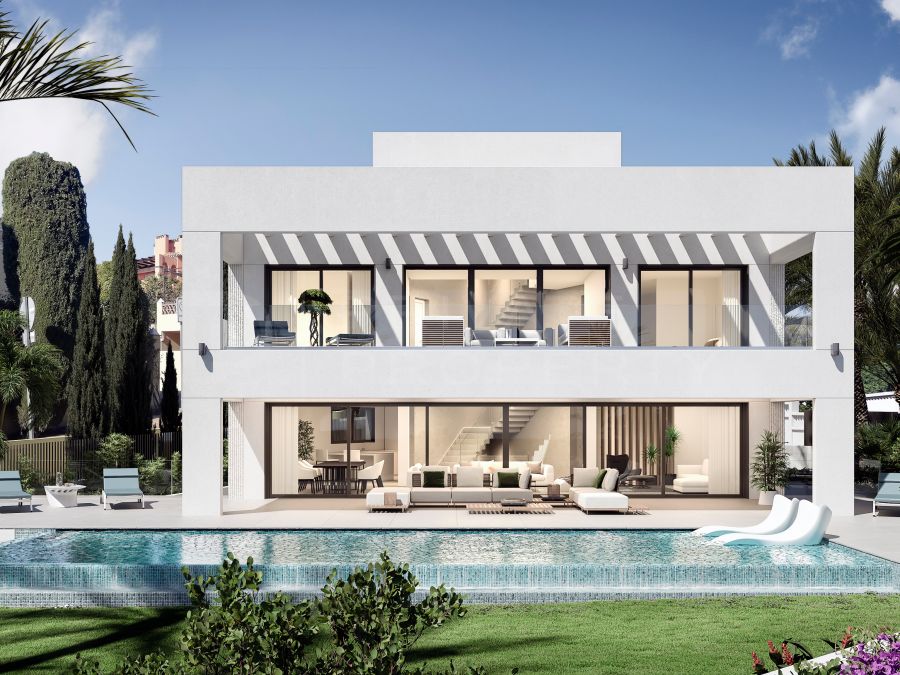 Modern beachside villa in Guadalmina Baja