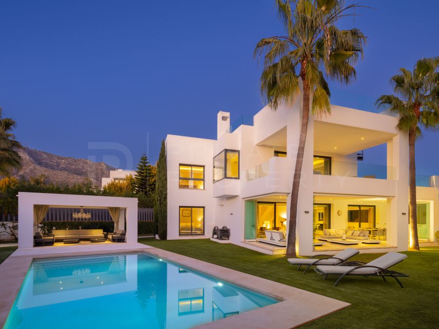 Fantastic contemporary villa on the Golden Mile