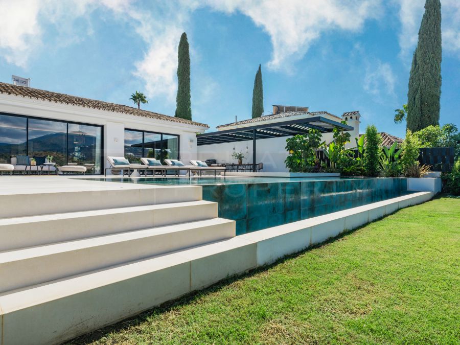 Exceptional villa in the Golf Valley