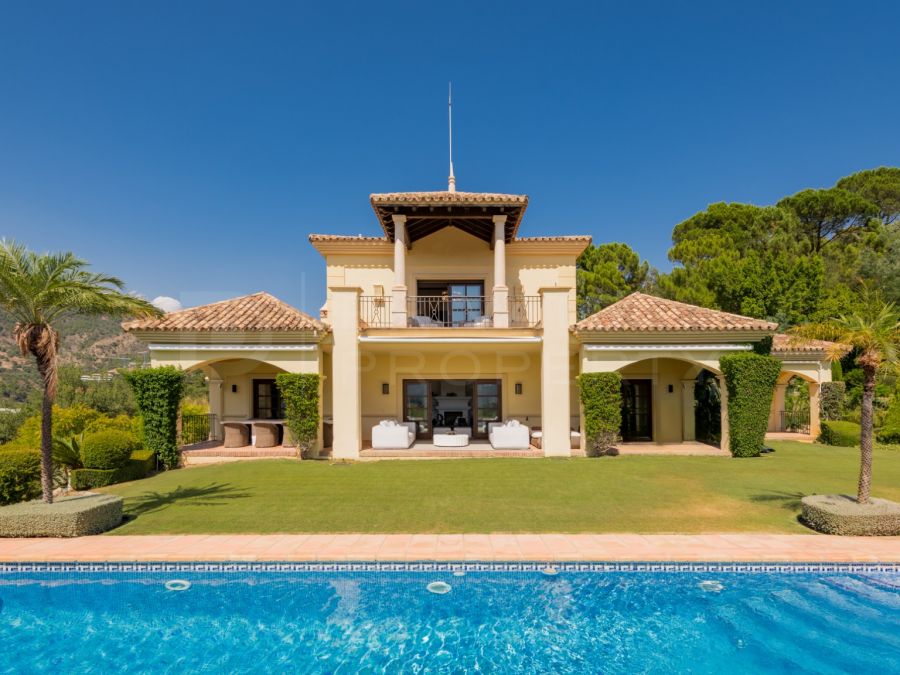 Wonderful family villa in La Zagaleta