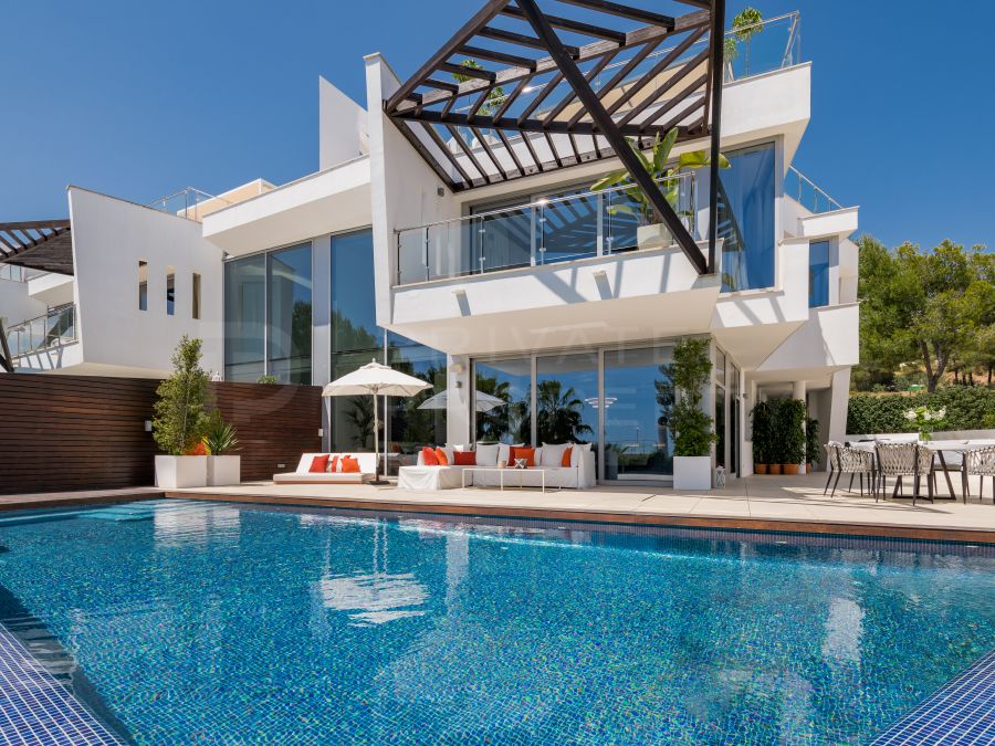 Superior townhouse in Sierra Blanca
