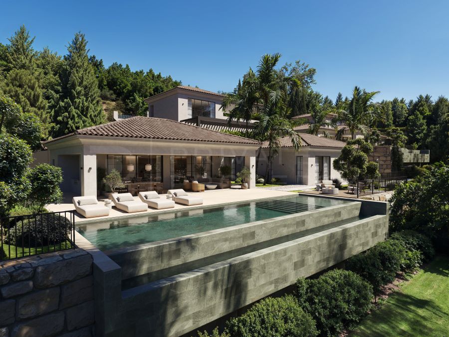 FUENTE DEL ESPANTO - EXCEPTIONAL PLOT WITH PROJECT FOR A CONTEMPORARY VILLA