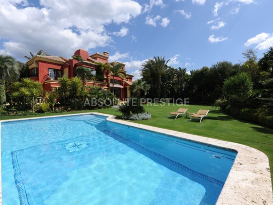 Villa zu verkaufen in Marbella Goldene Meile