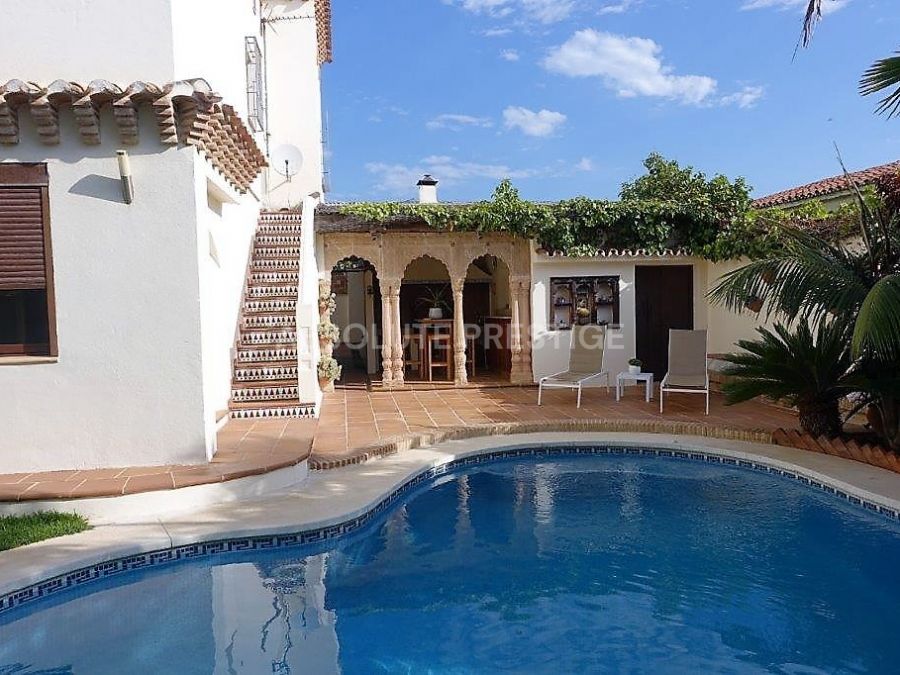 Villa en alquiler a corta temporada en San Pedro de Alcantara