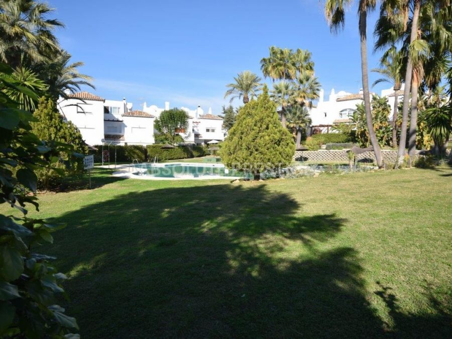 Town House for long term rent in El Padron, Estepona