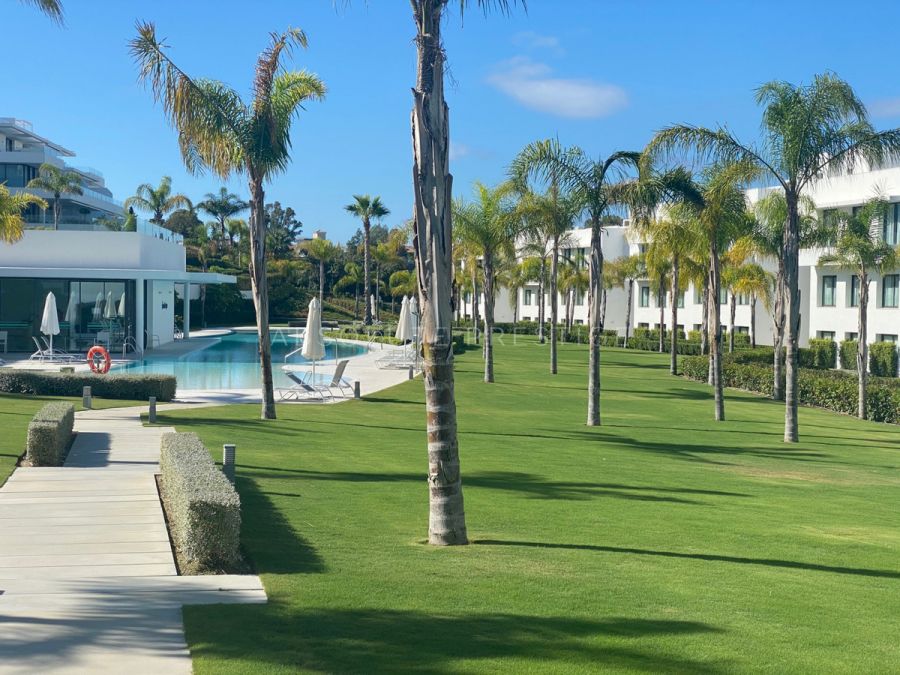 Apartamento Planta Baja en venta en Atalaya, Estepona