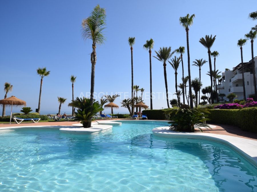 Erdgeschosswohnung zu verkaufen in Alcazaba Beach, Estepona