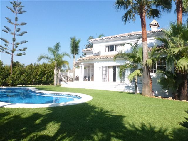 Villa for long term rent in San Pedro de Alcantara